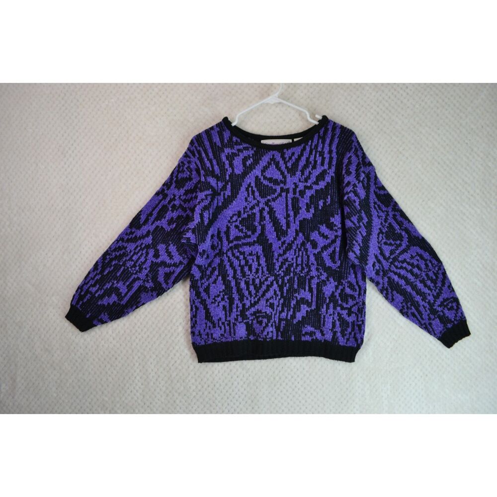 Geoffrey Ltd Women's Medium Purple Vintage Sweater